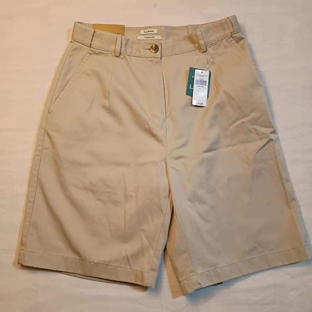 LL Bean Womens Khaki Chino Bermuda High Waisted Shorts Original Fit Size 8 NWT